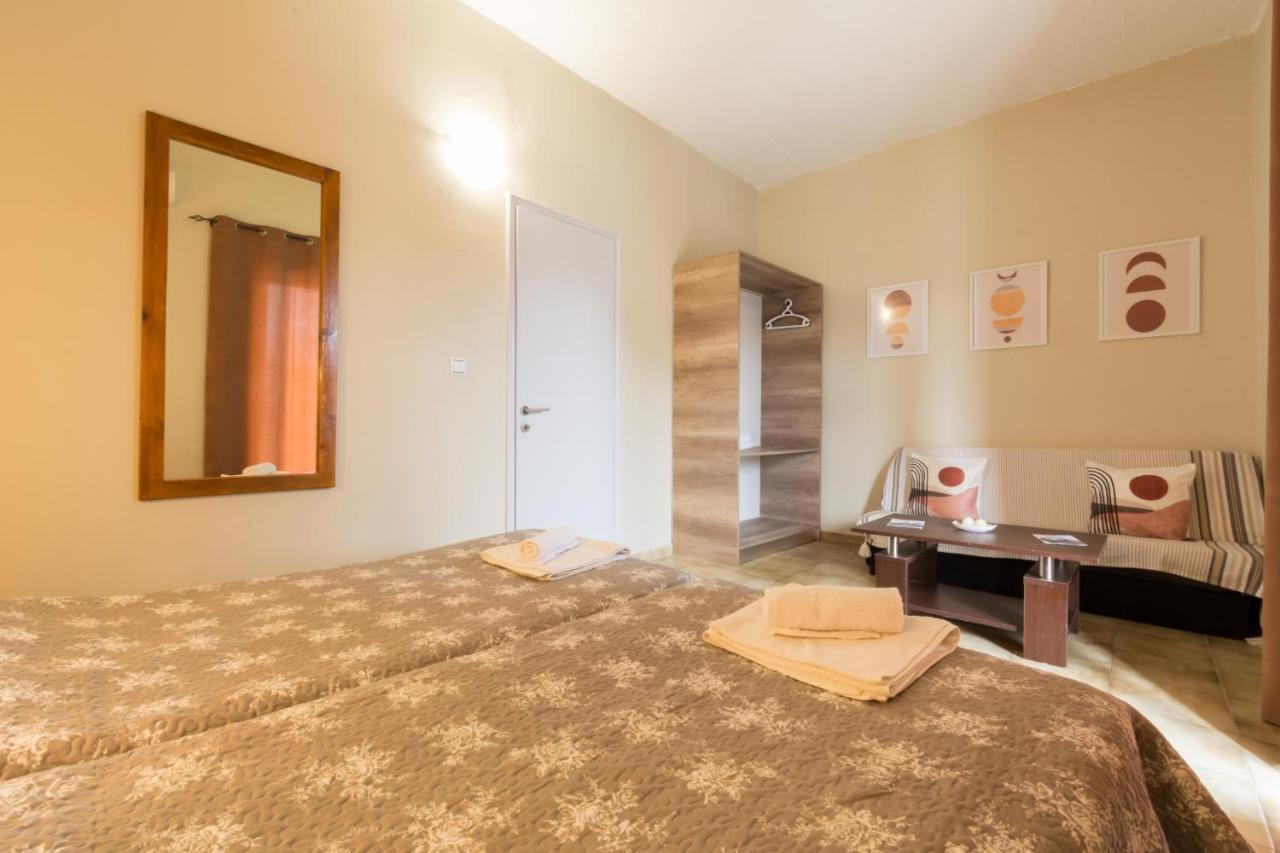 Naos Studios - Private Apartment Kávos Eksteriør billede